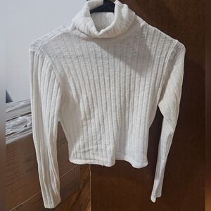 Garage Ribbed White Turtleneck Crop Sweater Size Small